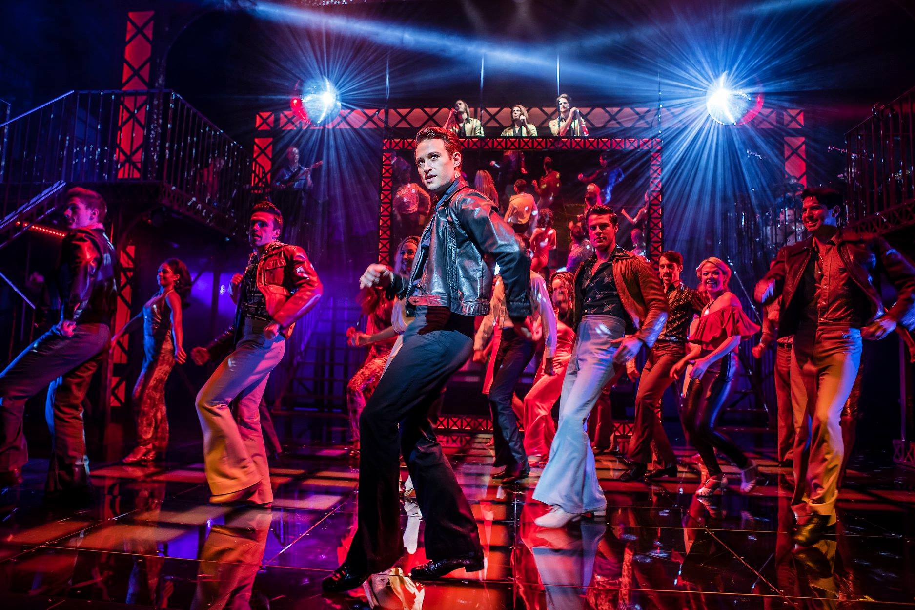 Saturday Night Fever — image 7